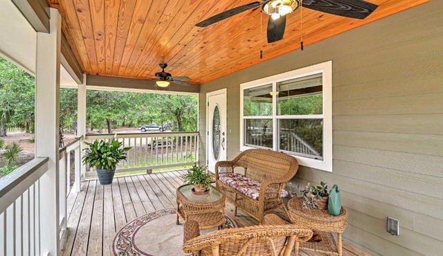 Crystal River Cottage on 1 Acre w/Deck & Porch!