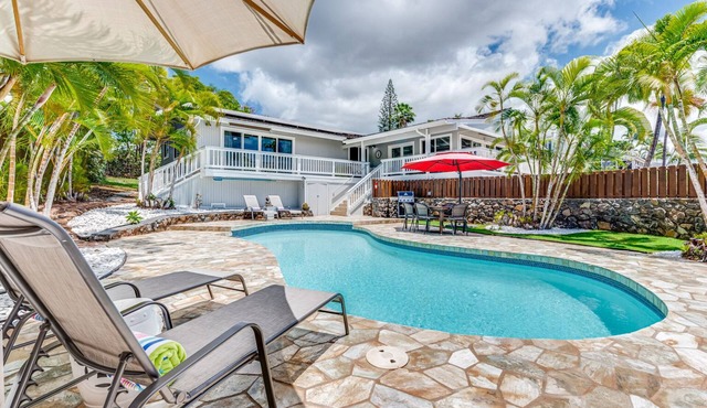 Fantastic Ka'anapali home with pool! Great for families! Last minute specials!
