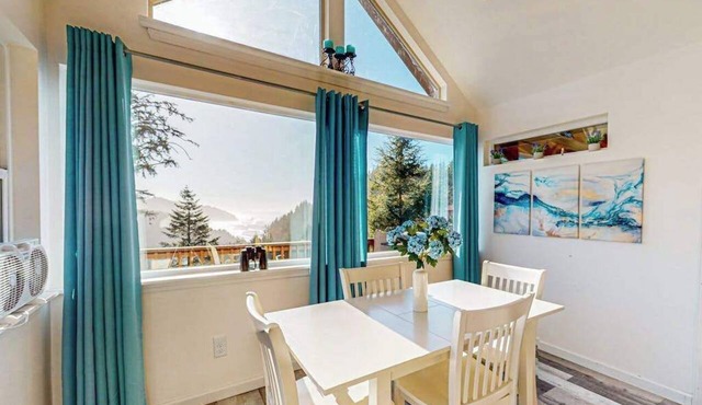 Gorgeous dog-friendly coastal escape