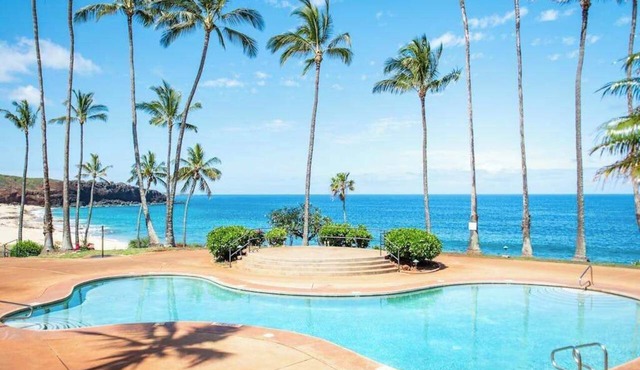 Ground-Floor Ocean-View Molokai Condo - Walk to Beach