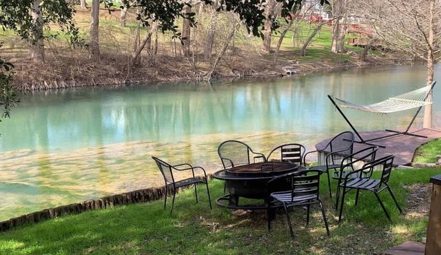 Guadalupe River Cabin | Fire Pit, Kayak + Hammock
