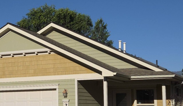 Happy House, Cozy! 3 Brdm, 2 Bath Home, Local Golfing 50% Off