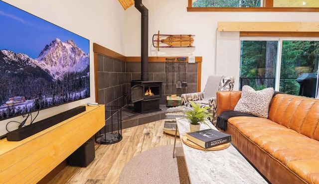 https:/www.airbnb.com/rooms/49924718?guests=1&adults=1&s=67&unique share id=6d6d5a4a-8a47-4aa0-acb9-f5c7f6b12fe0