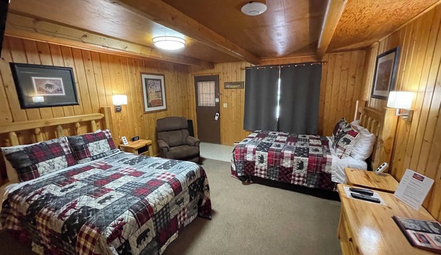 Lodge Room #7 - Montana Mountain Views