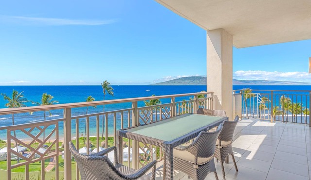Maui Resort Rentals: Hyatt Residence Club – 3BR Oceanfront Upper Floor VIlla
