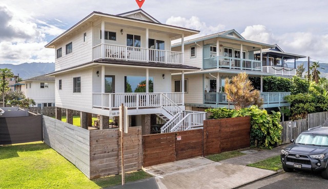 Modern North Shore Beach Retreat - 3BR, Ocean Views & Walk to the Water