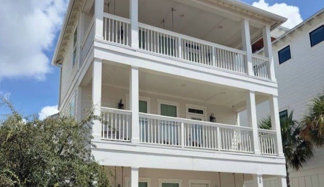 New List 5BR/4.5 BA close to Rosemary Beach