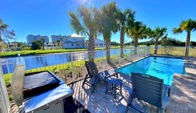 New w/Private Heated Pool