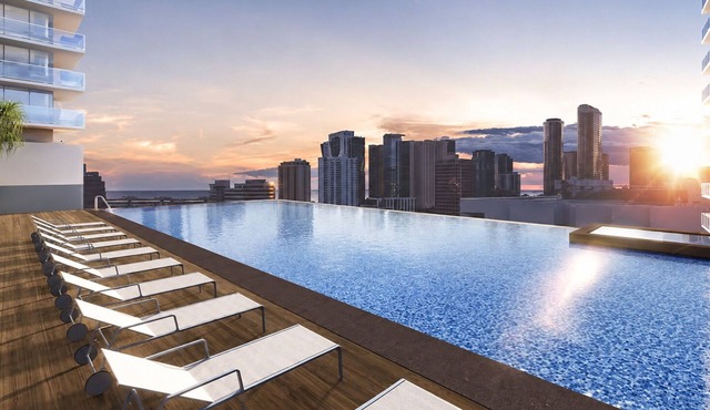 Newly Built High-Floor Condo with Diamon head & Ocean Views & Luxury Amenities