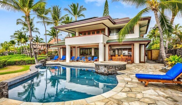 Oceanfront Home | Gated Kona Bay Estates | AC in Bedrooms. Blue Water
