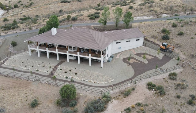 Peace and Quiet in the heart of Williamson Valley Ranch