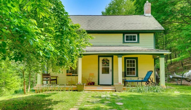Private, Quaint 1870 Farmhouse