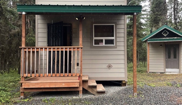 Serene 1-bedroom cabin in Soldotna perfect for cozy getaway Kenai River close by