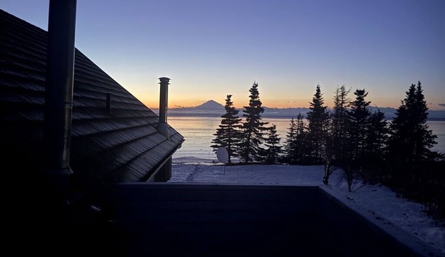 Serene 5-bedroom house in Kenai perfect for family and friends getaways