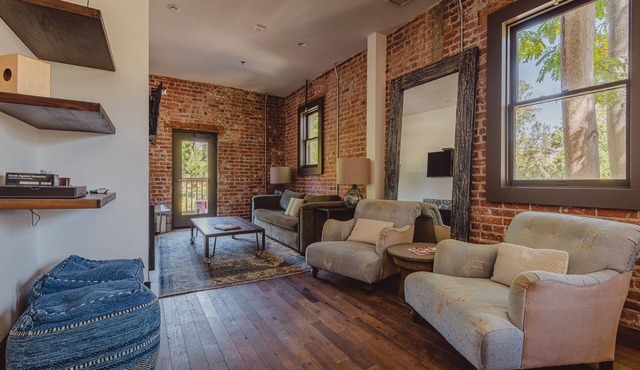 SLO Brew Lofts - Voyager with Rooftop Deck3 Bedroom
