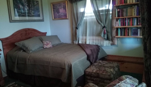 The Green Room @ Hungry Moose B & B