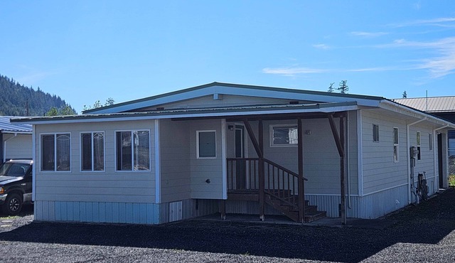 The Queen 2 Bedroom Apartment D