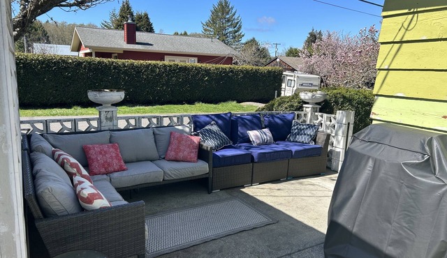 Wine Down - Perfect Family getaway! 2 minutes from the beach!