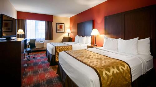 Dallas Inn Suites 