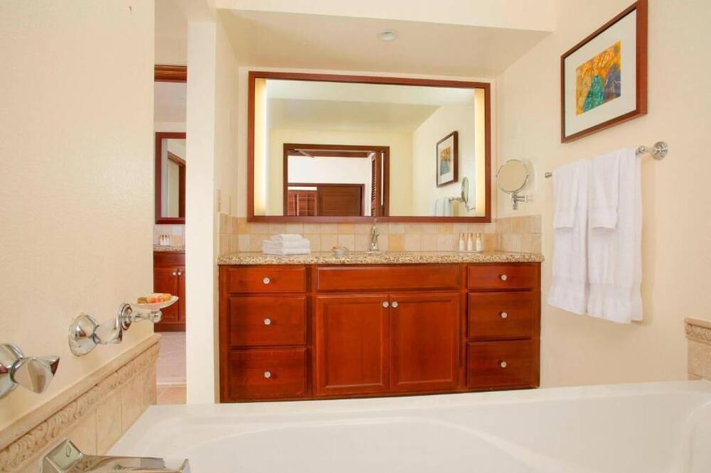 Photo of Bathroom in Ko Olina