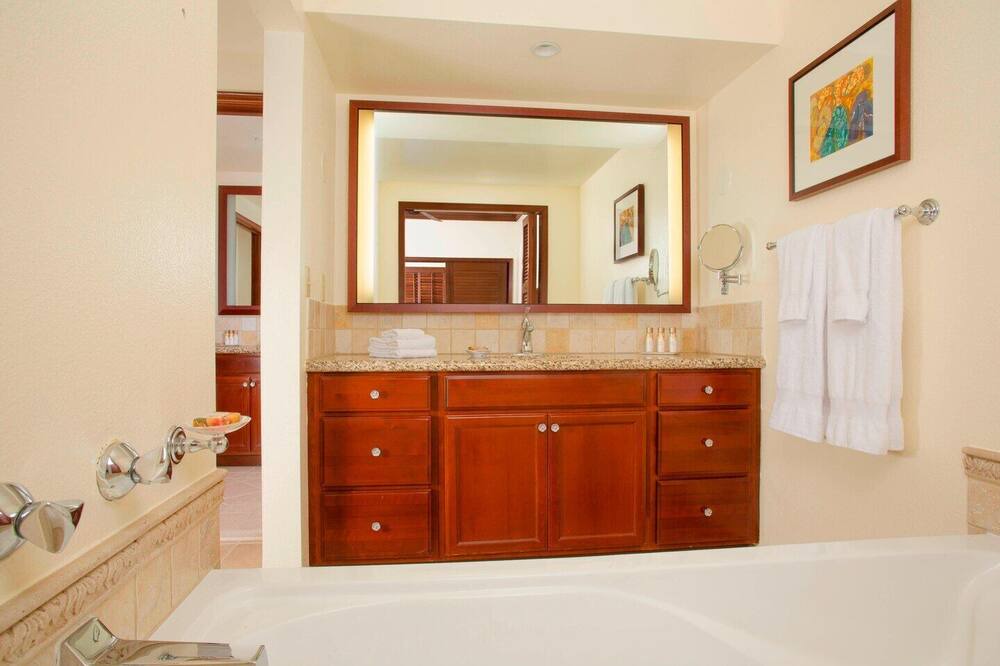 Photo of Bathroom in Ko Olina