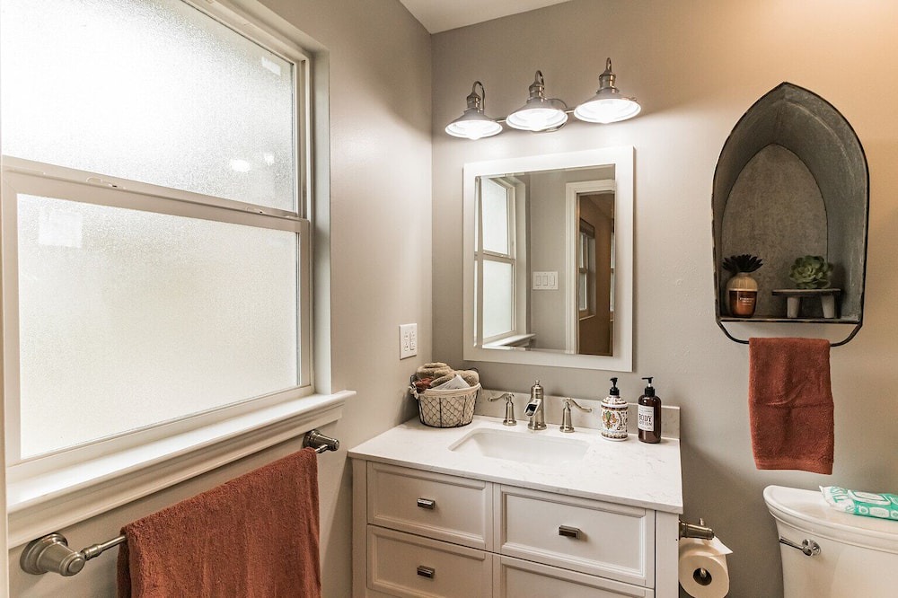Photo of Bathroom in Leisure Land