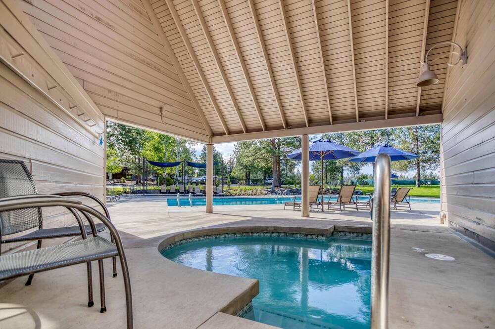 Photo of Outdoor in Century West