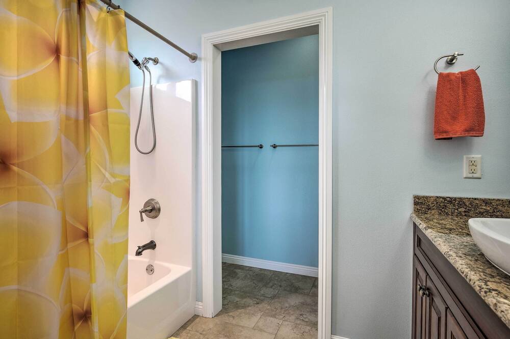 Photo of Bathroom in Kailua-Kona