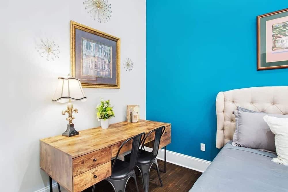 Photo of Bedroom in Seventh Ward