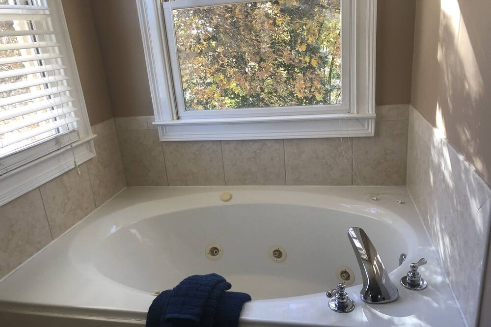 Photo of Bathroom in Garden Hills