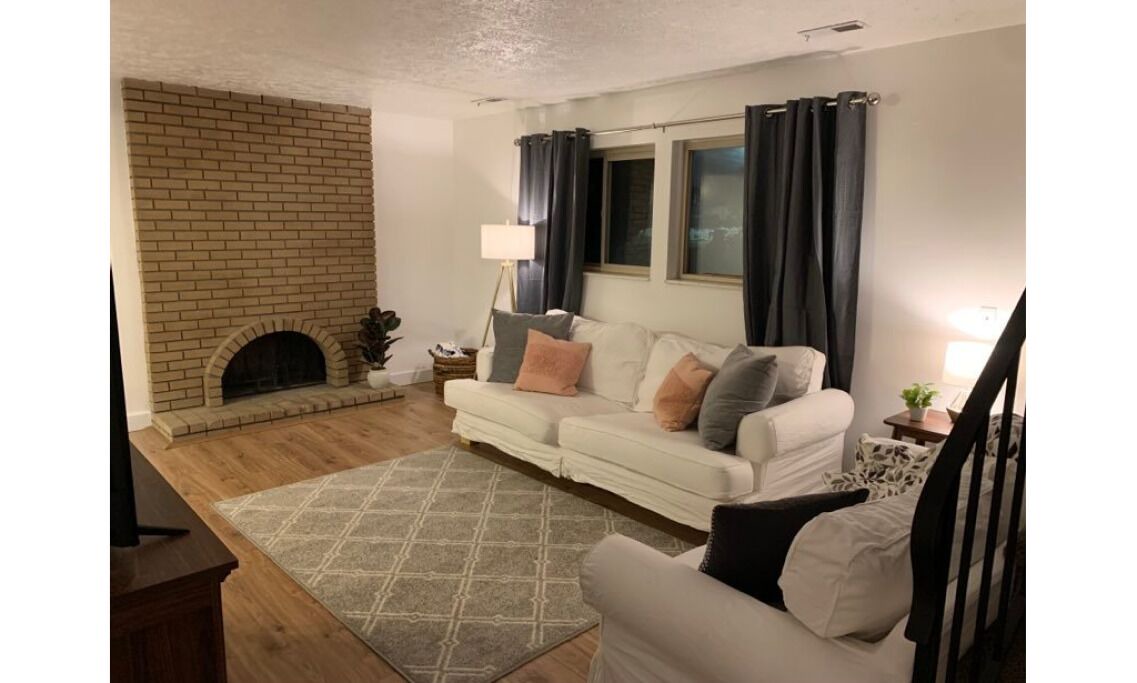 Photo of Livingroom in Midvale