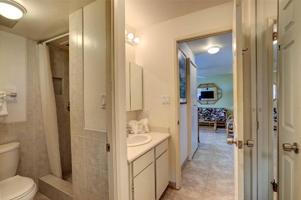 Photo of Bathroom in Kihei