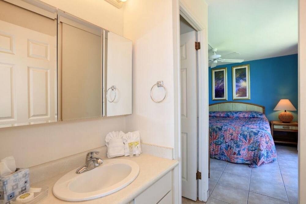 Photo of Bathroom in Kihei