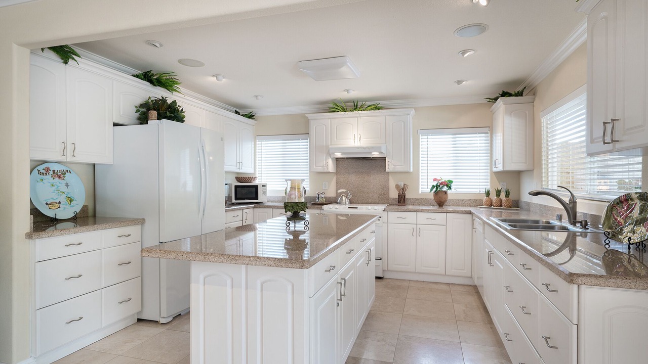 Photo of Kitchen in Kalama Tract