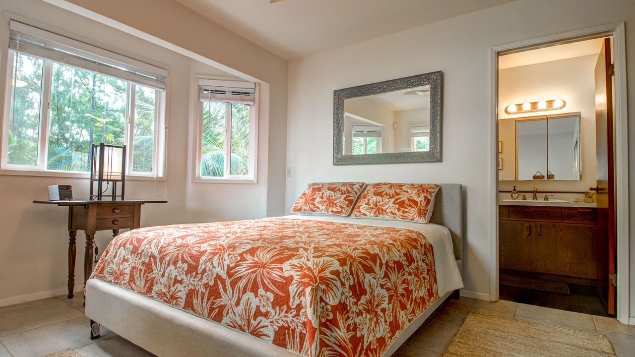 Photo of Bedroom in Keaau