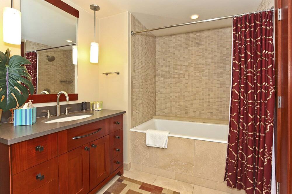 Photo of Bathroom in Ko Olina