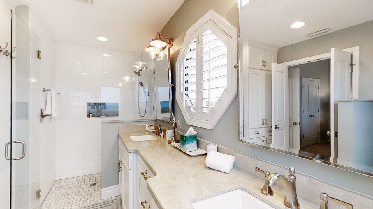 Photo of Bathroom in Amelia City