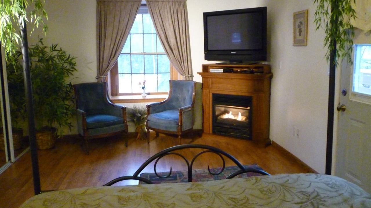 Photo of Bedroom in College