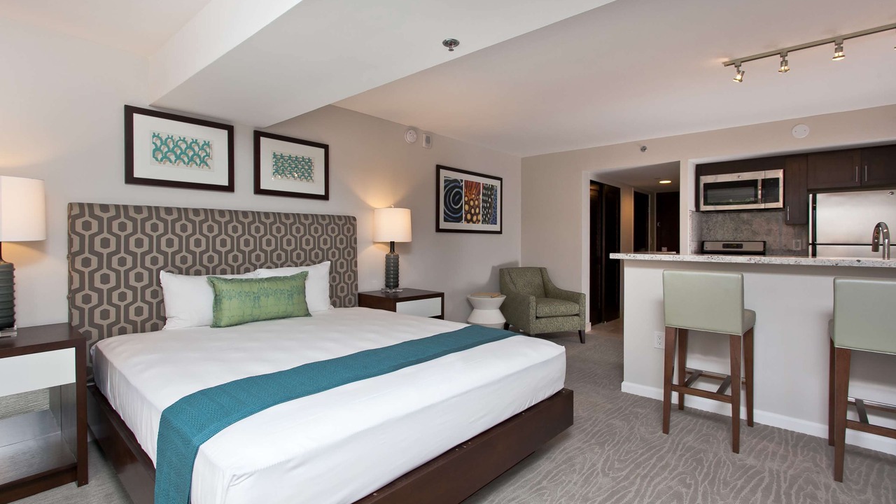Photo of Bedroom in Waikiki