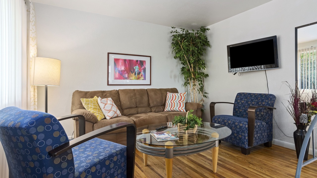Photo of Livingroom in Millcreek