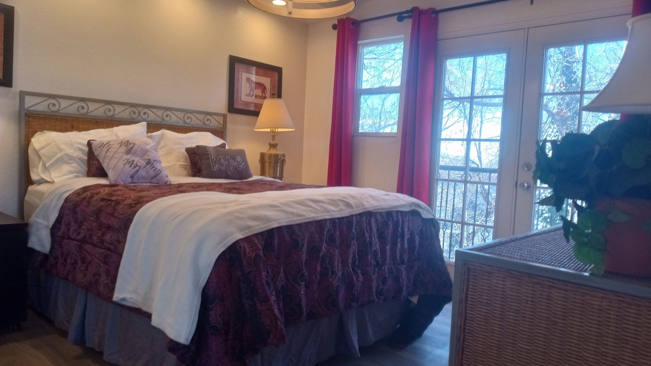 Photo of Bedroom in Millcreek