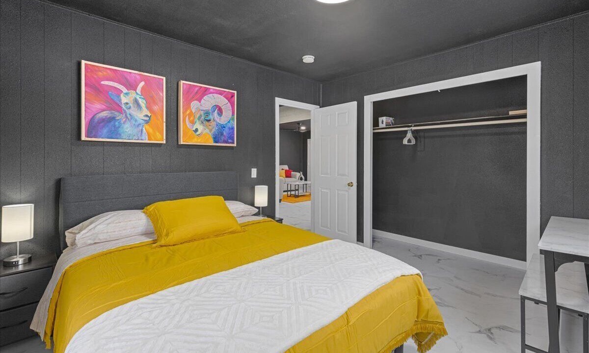 Photo of Bedroom in University Area