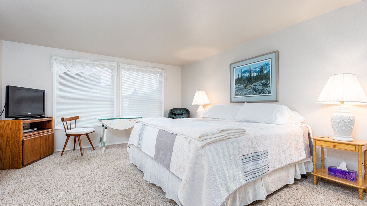 Photo of Bedroom in Ketchikan