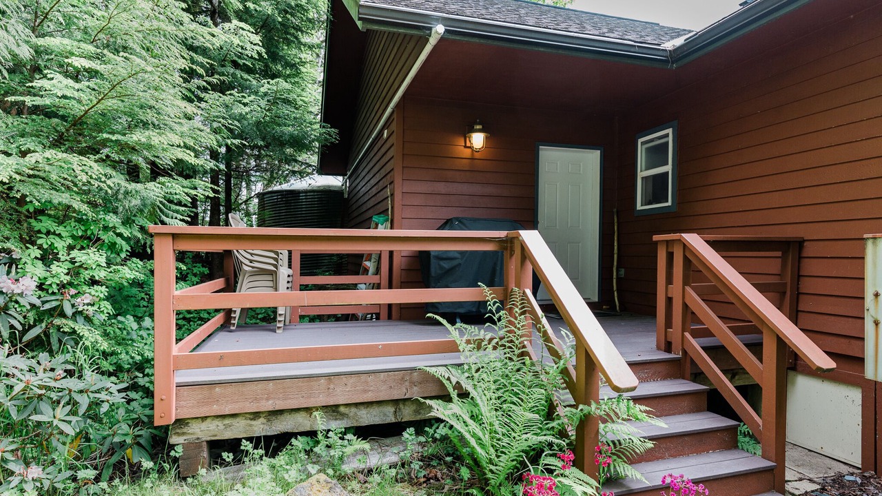 Photo of Patio Balcony in Ketchikan