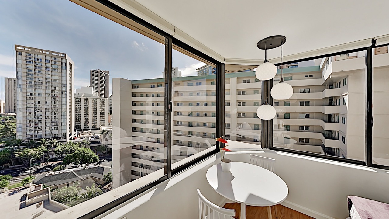 Photo of Others in McCully - Moiliili