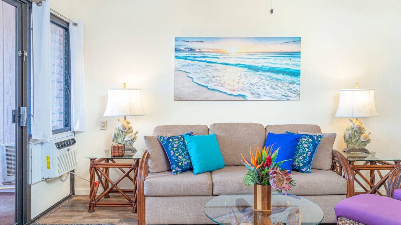 Photo of Livingroom in Nawiliwili