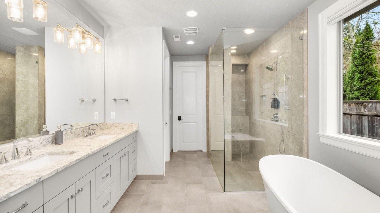 Photo of Bathroom in Lake Oswego