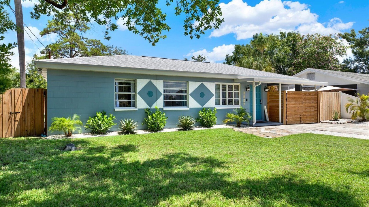 Photo of Outdoor in Sun Bay South