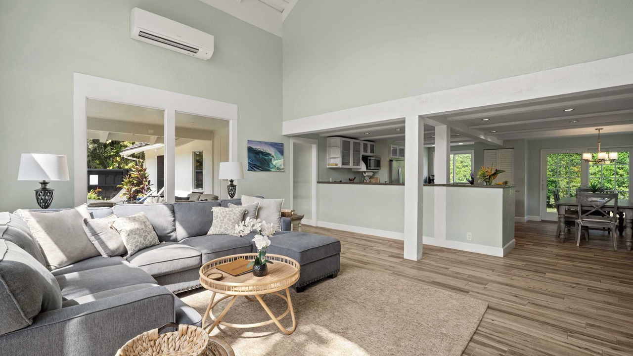 Photo of Livingroom in Princeville