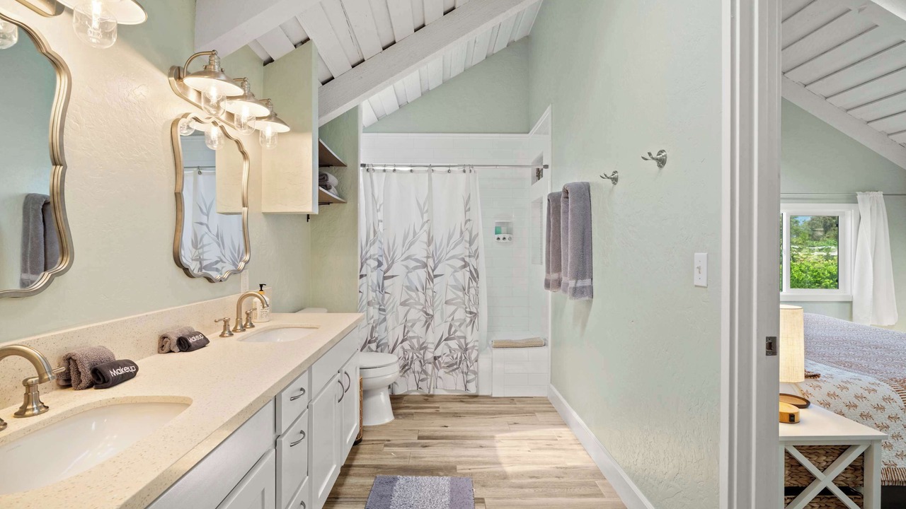 Photo of Bathroom in Princeville